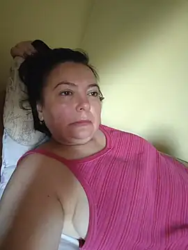 EmmaEmmy40 online show from July 25, 2026, 4:48 pm