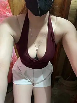 Snapshot of Lovely23-22 chatting on May 27, 2026, 8:50 pm Lovely23-22 online show from May 27, 2026, 8:50 pm