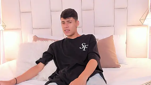 JacobFerrer online show from May 21, 2026, 5:42 pm