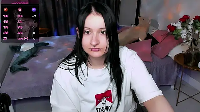 Snapshot of Ame_xCore chatting on July 16, 2026, 8:59 pm Ame xCore online show from July 16, 2026, 8:59 pm