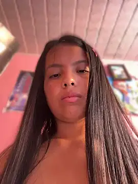 Snapshot of Hanna_Beauty chatting on July 1, 2026, 9:03 pm Hanna Beauty online show from July 1, 2026, 9:03 pm