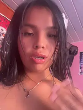 Snapshot of Hanna_Beauty chatting on July 15, 2026, 8:14 pm Hanna Beauty online show from July 15, 2026, 8:14 pm
