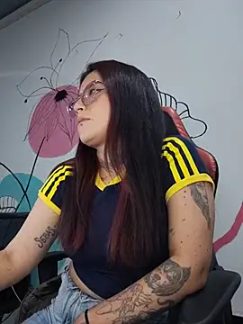 Snapshot of marita_ chatting on July 3, 2026, 11:33 pm marita online show from July 3, 2026, 11:33 pm