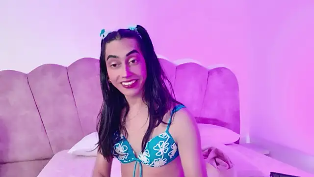 Alexadomina22 online show from July 21, 2026, 8:00 pm