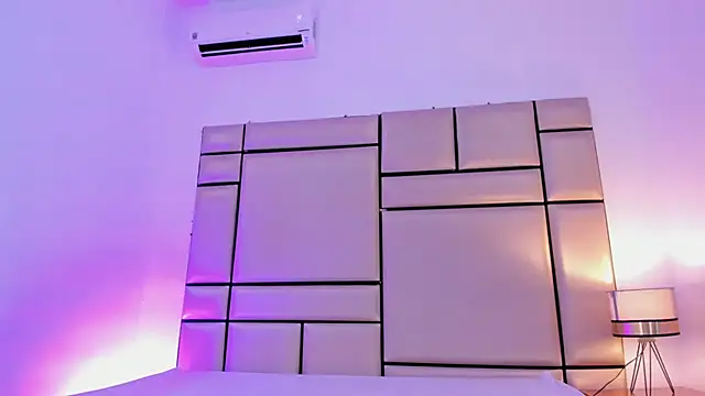 Anahia sexygirl online show from June 27, 2026, 3:55 am