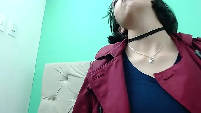 Snapshot of amoremerchmar chatting on June 2, 2026, 4:14 am amoremerchmar online show from June 2, 2026, 4:14 am