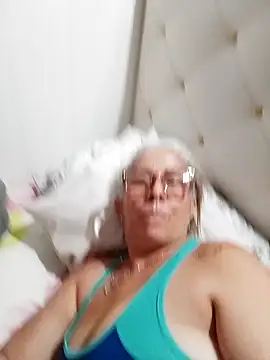 Snapshot of chanelsexx chatting on June 19, 2026, 4:11 pm chanelsexx online show from June 19, 2026, 4:11 pm