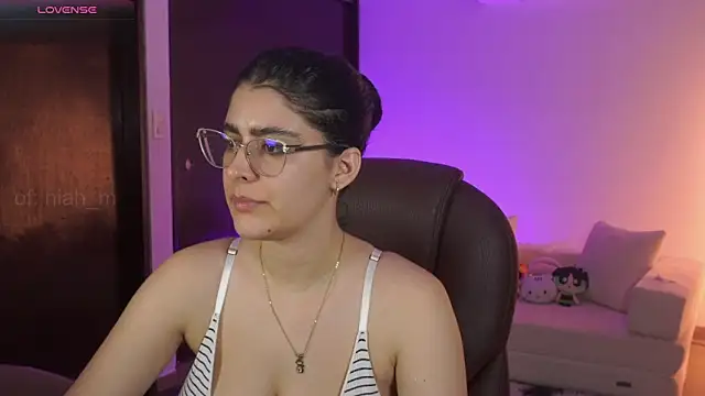  Niah online show from May 20, 2026, 2:07 am