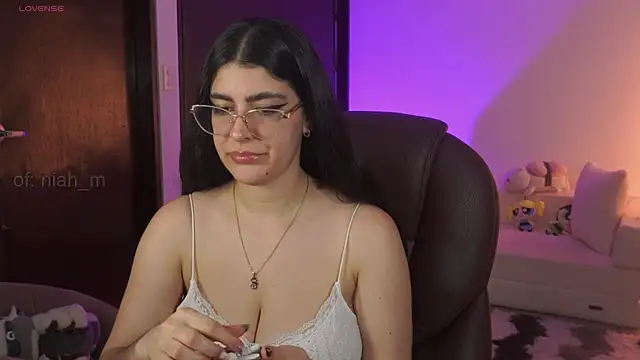  Niah online show from May 23, 2026, 1:11 am
