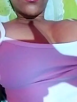 Snapshot of Pretinha_01 chatting on June 30, 2026, 4:41 pm Pretinha 01 online show from June 30, 2026, 4:41 pm