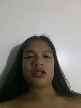Snapshot of Naya_Hilton chatting on May 12, 2026, 9:45 pm Naya Hilton online show from May 12, 2026, 9:45 pm