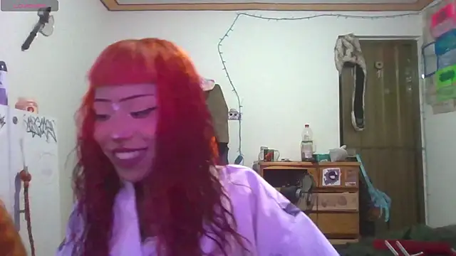 Snapshot of suky_fox chatting on May 8, 2026, 3:17 pm suky fox online show from May 8, 2026, 3:17 pm