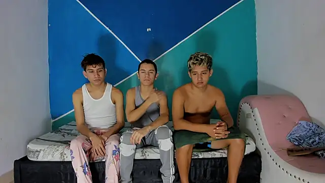 Snapshot of wild_boys_zs chatting on July 16, 2026, 9:26 am wild boys zs online show from July 16, 2026, 9:26 am