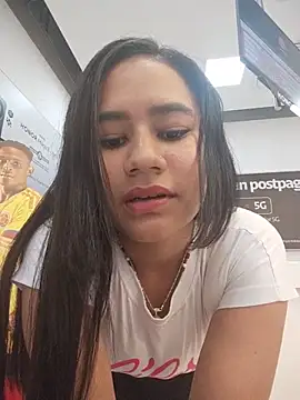 Snapshot of AntonellaMonroew chatting on May 26, 2026, 4:47 pm AntonellaMonroew online show from May 26, 2026, 4:47 pm