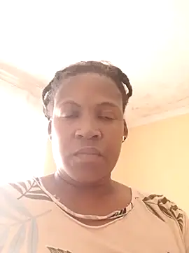 FUNKYDOLL online show from May 21, 2026, 8:21 am