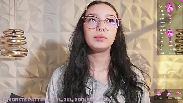 Snapshot of zara_bliss chatting on June 8, 2026, 11:10 am zara bliss online show from June 8, 2026, 11:10 am
