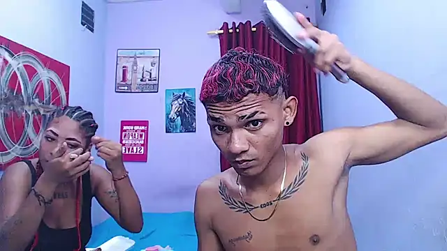 Snapshot of black_twinks chatting on June 19, 2026, 6:56 pm black twinks online show from June 19, 2026, 6:56 pm