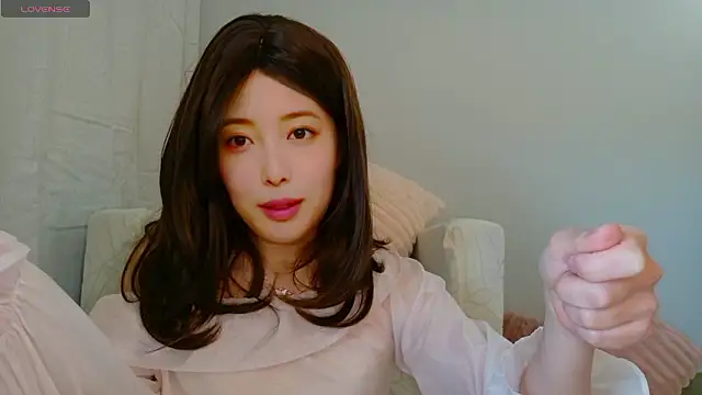 Snapshot of sakura-ch- chatting on June 19, 2026, 9:18 pm sakura-ch- online show from June 19, 2026, 9:18 pm