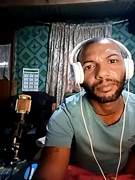 Snapshot of Camodick chatting on January 27, 2025, 3:47 am Camodick online show from January 27, 2025, 3:47 am