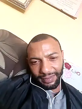 Snapshot of Camodick chatting on February 3, 2025, 5:18 am Camodick online show from February 3, 2025, 5:18 am