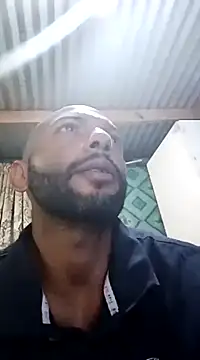 Snapshot of Camodick chatting on March 22, 2025, 8:15 pm Camodick online show from March 22, 2025, 8:15 pm