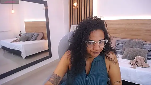 Snapshot of alexa_forbes_ chatting on May 13, 2026, 2:20 am alexa forbes online show from May 13, 2026, 2:20 am