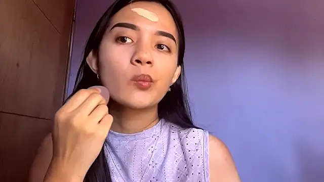 Snapshot of LiliaMadon chatting on May 11, 2026, 1:00 am LiliaMadon online show from May 11, 2026, 1:00 am