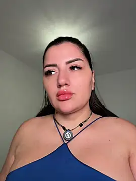 Snapshot of SophiePale chatting on July 29, 2026, 7:39 am SophiePale online show from July 29, 2026, 7:39 am