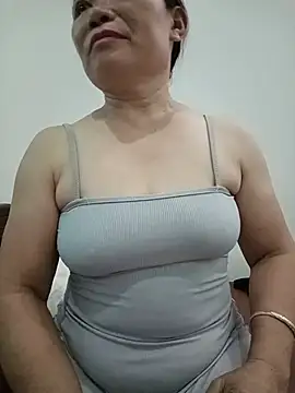 -Lytina- online show from July 24, 2026, 11:08 am