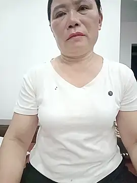 -Lytina- online show from August 3, 2026, 2:00 pm