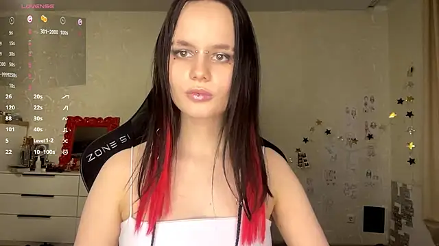 Snapshot of Tailor_Kayka chatting on May 11, 2026, 2:45 pm Tailor Kayka online show from May 11, 2026, 2:45 pm