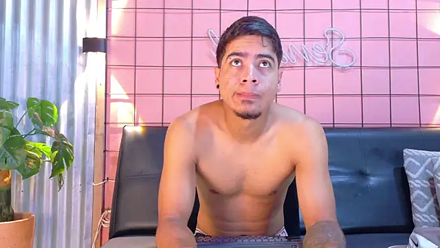 criss hardcock  online show from May 19, 2026, 1:17 pm