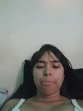 Snapshot of Amarantha_222 chatting on June 1, 2026, 10:22 pm Amarantha 222 online show from June 1, 2026, 10:22 pm
