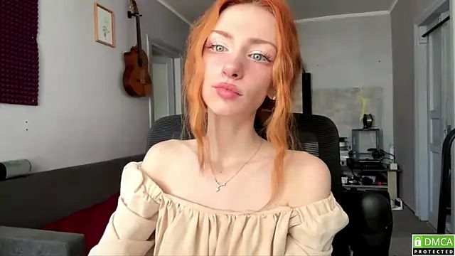 Snapshot of AliceServanica chatting on May 17, 2026, 7:50 am AliceServanica online show from May 17, 2026, 7:50 am