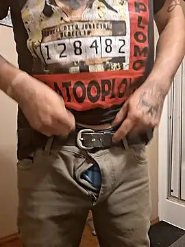 Snapshot of Texasboi3300 chatting on July 18, 2026, 6:50 am Texasboi3300 online show from July 18, 2026, 6:50 am