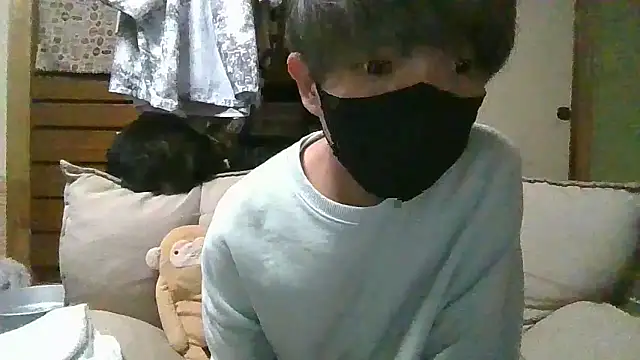 Snapshot of kazupan22 chatting on May 23, 2026, 1:15 pm kazupan22 online show from May 23, 2026, 1:15 pm