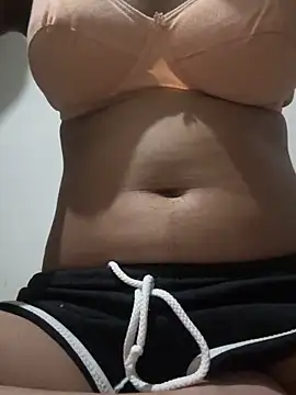 Snapshot of sexyy_nehaa chatting on May 24, 2026, 3:39 pm sexyy nehaa online show from May 24, 2026, 3:39 pm