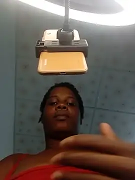 Snapshot of momspretty chatting on June 7, 2026, 6:44 pm momspretty online show from June 7, 2026, 6:44 pm