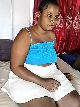 Snapshot of JuicyHoney_01 chatting on July 19, 2026, 5:33 am JuicyHoney 01 online show from July 19, 2026, 5:33 am