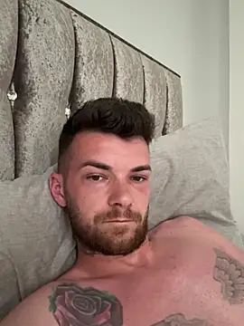 Snapshot of Horny_Micky chatting on May 25, 2026, 6:36 pm Horny Micky online show from May 25, 2026, 6:36 pm