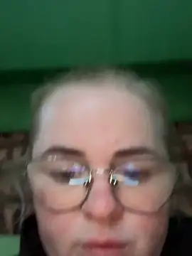 Snapshot of Jenifer_mis chatting on May 28, 2026, 5:43 pm Jenifer mis online show from May 28, 2026, 5:43 pm