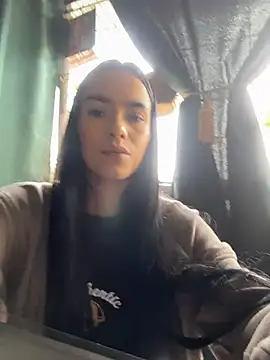 Melissa Rendon online show from June 6, 2026, 4:01 pm