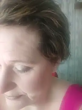 Snapshot of curvysecret1971 chatting on May 9, 2026, 8:58 pm curvysecret1971 online show from May 9, 2026, 8:58 pm