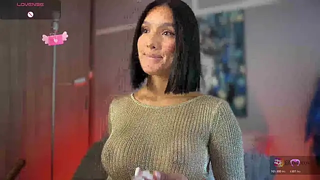 Snapshot of Lotie_Cox chatting on June 18, 2026, 9:30 pm Lotie Cox online show from June 18, 2026, 9:30 pm