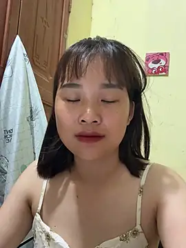 Snapshot of Lili_019 chatting on May 11, 2026, 2:56 pm Lili 019 online show from May 11, 2026, 2:56 pm