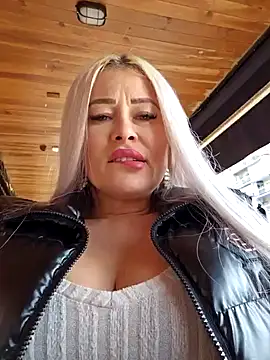 Snapshot of MILFBARBY chatting on February 17, 2025, 11:13 am MILFBARBY online show from February 17, 2025, 11:13 am