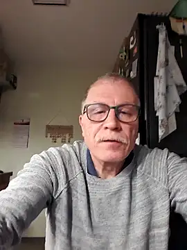 NextAct92 online show from May 12, 2026, 1:58 am