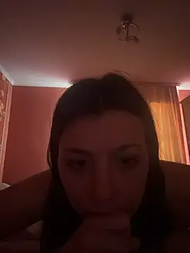ToriSouletyx online show from May 10, 2026, 4:23 pm