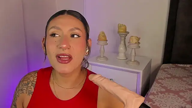 ValkaDoll online show from June 6, 2026, 7:29 pm