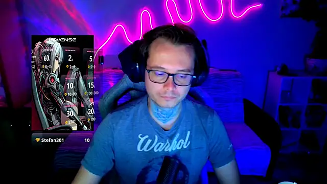 MeLanXolik online show from June 11, 2026, 9:35 pm